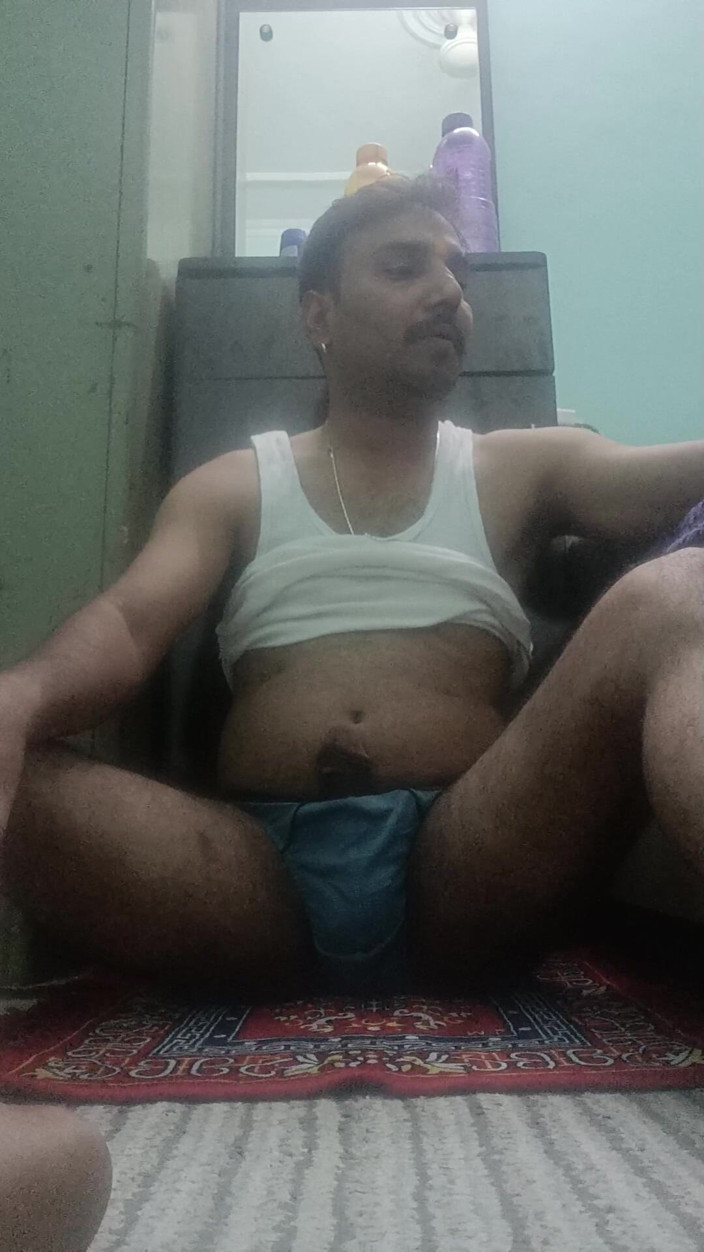 Rajasthani-old-lover: Indian Desi Police Officer Get Sucked and Shower with Neighbour...