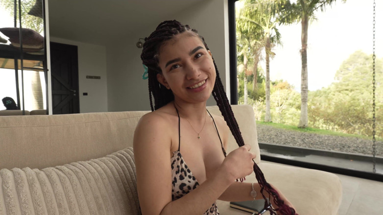 SaraTaylor: En Primer Plano Anal: ¡mi Maestra Me Da Una Lección Privada...