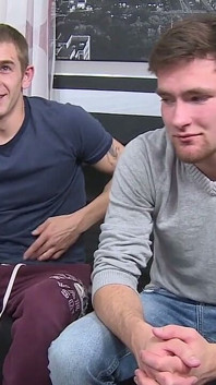 Dakota ford ve ian takas oral seks