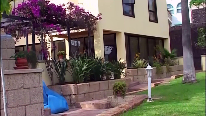 EroticEntertainment.Club: Tukar pasangan saat liburan! Mereka melakukannya seperti orang gila!