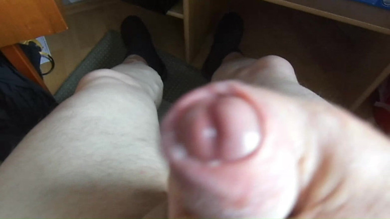 Claus Noord: Cumshot Slow Motion Cum Swallowing