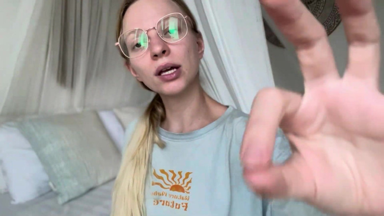Goddess_Bella_Rae: Stepmommy Calls You a Good Boy - Asmr