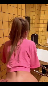 Seduced a Girl and Fucked Her in a Nightclub Toilet