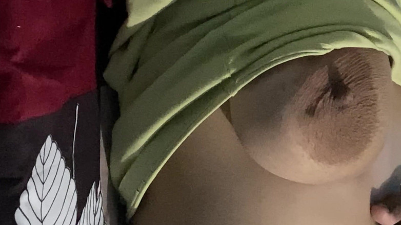 Ritu Bhabhi: Meri styvsyster nakna bröst
