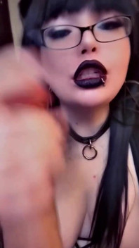 Samo degradujący Się Goth GF dostaje 4 obciążenia