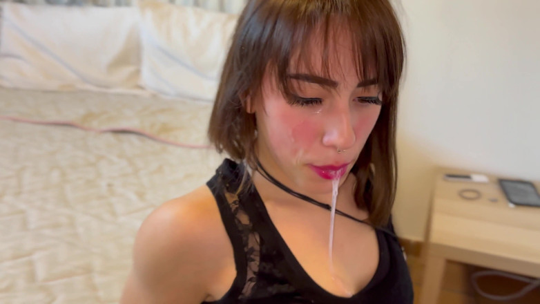 Raxxxbit: Proprietário fode seu rosto