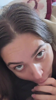 Blowjob Yang Bagus Pada Hari Yang Sejuk Terasa Sangat Baik
