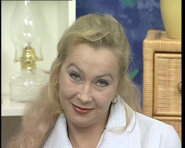 YOUR FIRST PORN: Saskia perfekt kropp och alltid kåt
