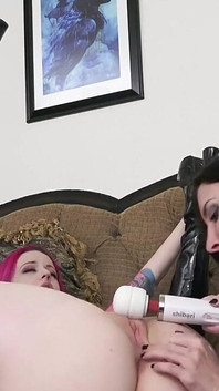 Hitachi chơi với agatha ngon lành