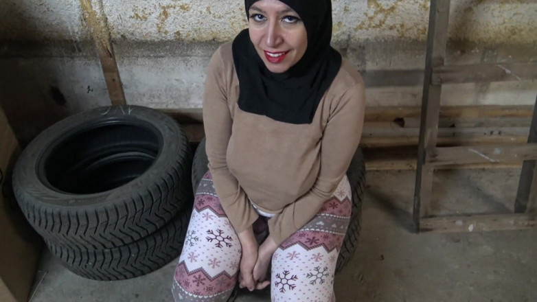 Souzan Halabi: Moslima Hijab Arabische seks in de kelder tijdens de ramadan