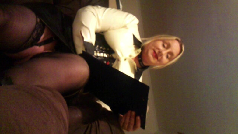 UKhousewife: Ocena kochanki lateksu 2