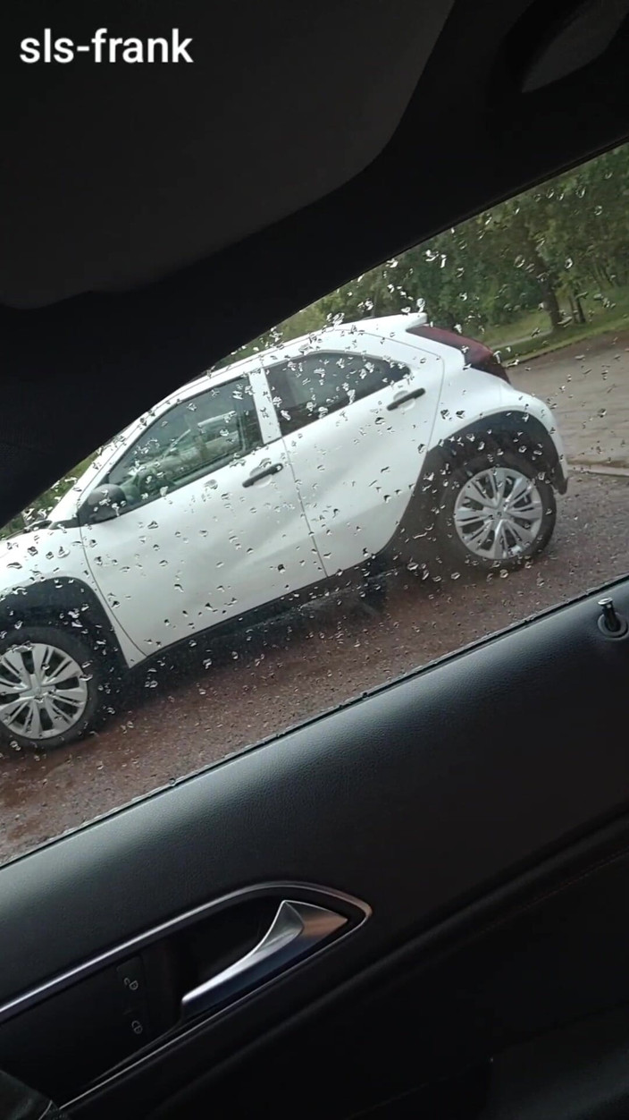 sls-frank: Sls-frank Ich Onanieren Im Auto Und Warte Auf Freier Um...