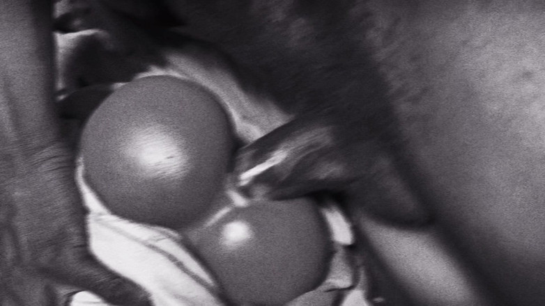 Bangcum8: Un grande cazzo nero in un interrazziale