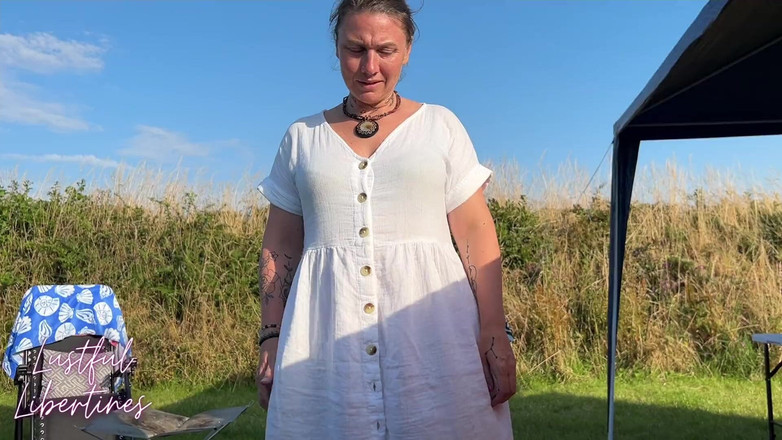 Lustful Libertines: Незнакомец описал для меня и помог мне выстрелить мою сперму