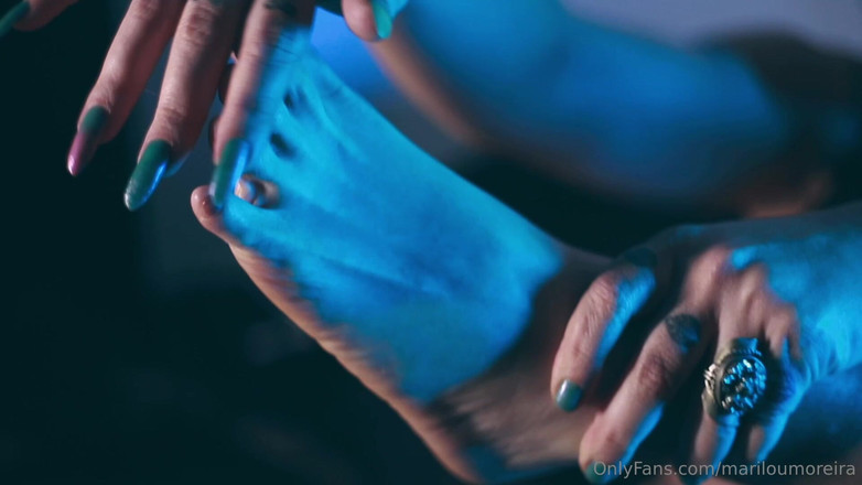 MariLou Moreira: Přijďte mě vidět poskakovat na tomto obřím robertku, dokud se...