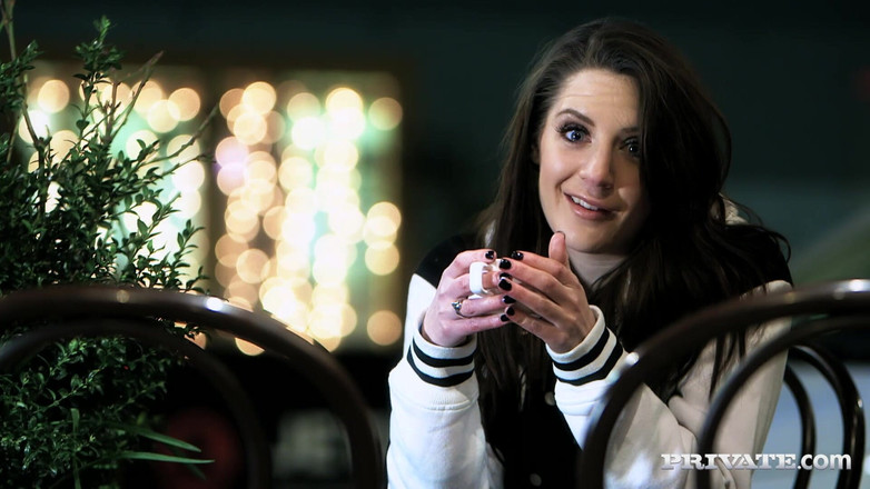 Private.com: Private Double Penetration for This Willing Target