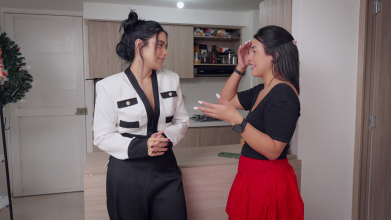 MinGalilea: My Lesbian Landlady Makes Me Have Sex with Her Because...