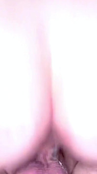 Purple pończochy dziwka dostaje creampie