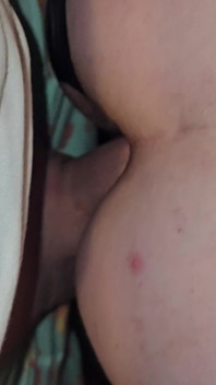 Anal seks ve şişman yarak (kadın orgazmı ve anal içine boşalma) güçlü bir orgazmdan işiyor