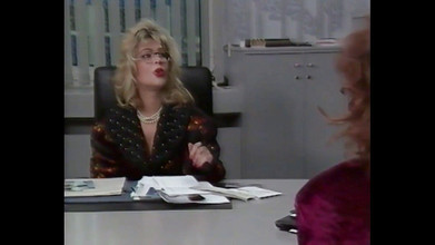 Mature Climax - 100% Mature Videos: ブルネットの成熟したお尻は、彼女の猫をいじりながらお尻を犯される