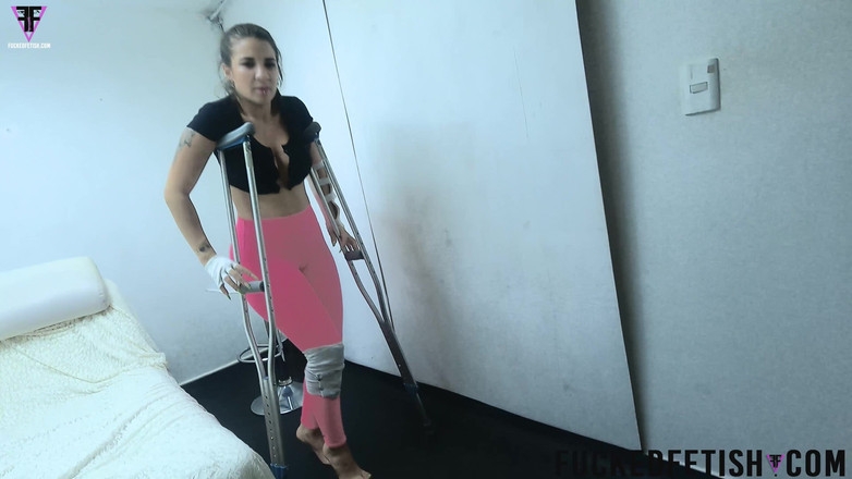 Fucked fetish: Em primeiro plano - muletas molhadas da calcinha que eu não...