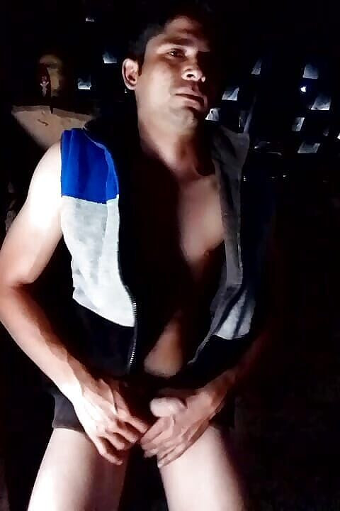 Gangbang straight: Krásná díra v noci sama doma v moderním indickém zápasi