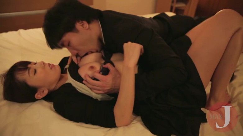 Asian happy ending: Figa dolce orientale leccata e diteggiata