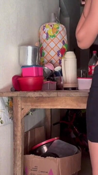 Ich heuerte ein zimmermädchen an, ich wusste einfach nicht, dass sie so heiß war