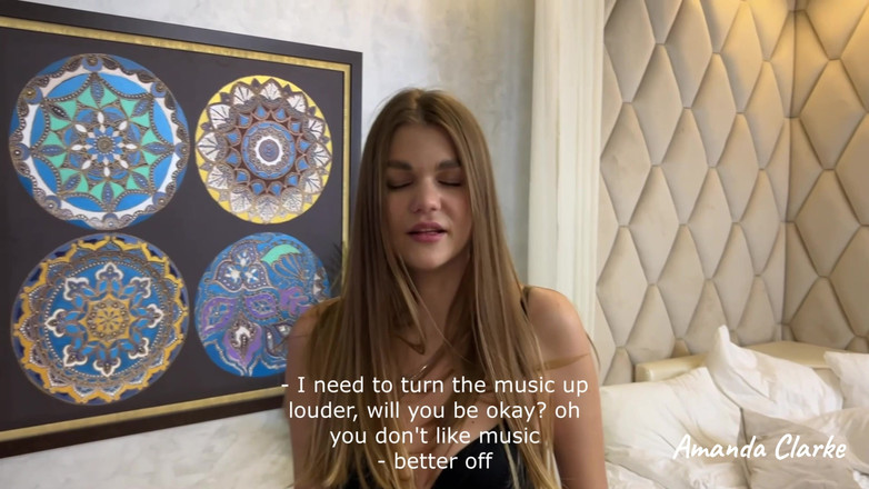 Amanda_Clarke: Selepas parti berkongkek di bilik air dengan sarikata