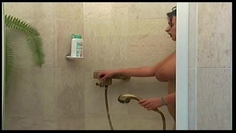 Muschi movie official: Bu büyük memeli için amcığa çift penetrasyon