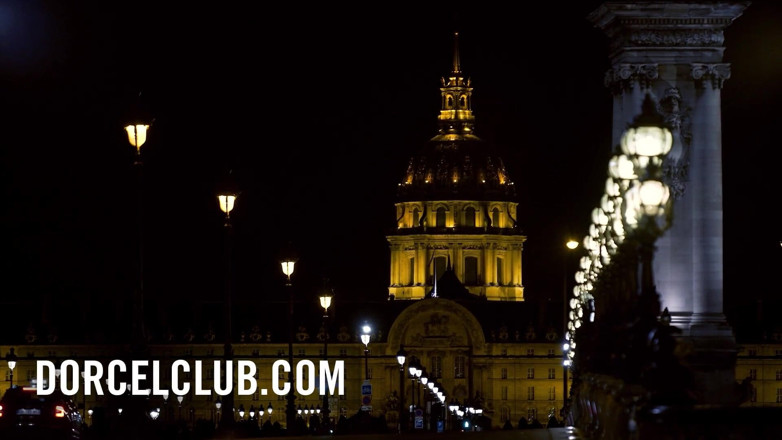Dorcel Club: Surprise under the table at a swinger dinner