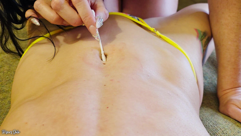 Mars solo: Первый раз поклонение животу кнопочной камере в видео от первого лица: Mars Соло дает Fallon Jane