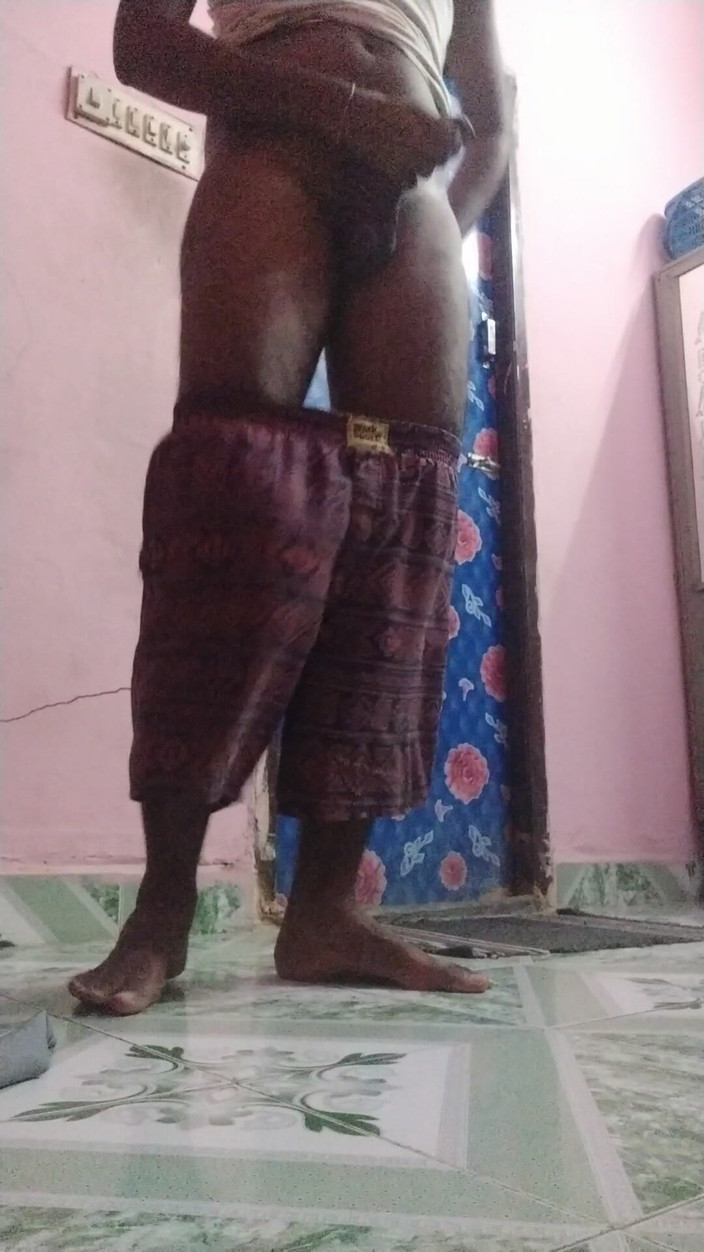 Tamil 10 inches BBC: Tamil sexy uitzicht
