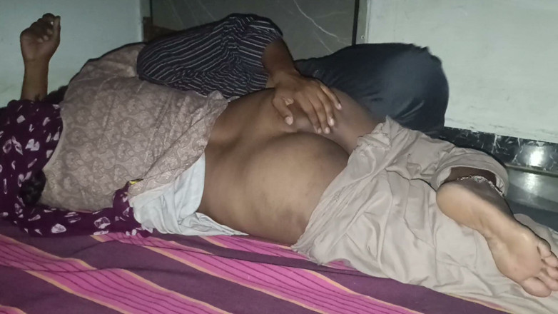 Bhabhi UP: Mijn stiefmoeder bellen was erg veel