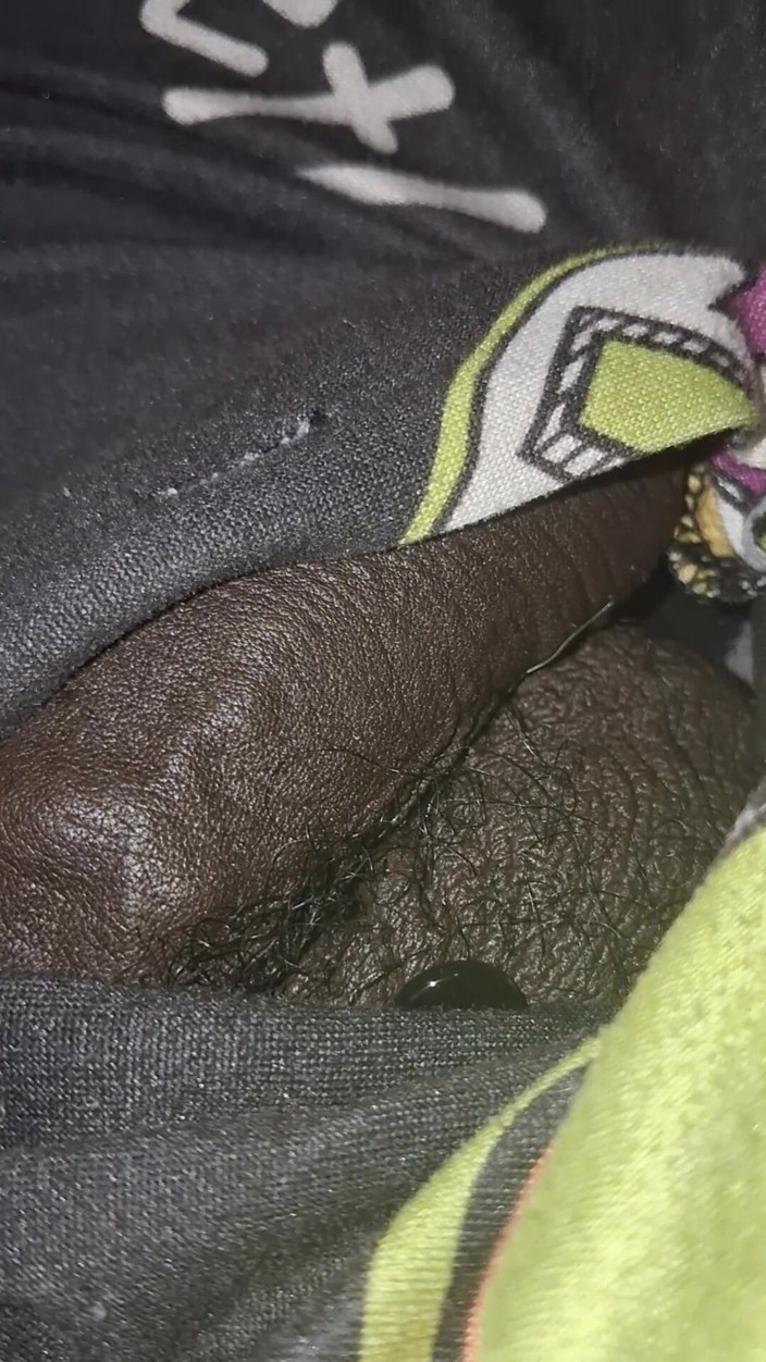 Chocolate Meat Stick: แค่หยอกล้อควยใหญ่ๆ
