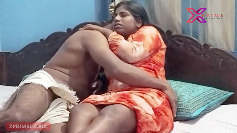 Indian Erotica: Hot and Romantic Sex With My Indian Girlfriend