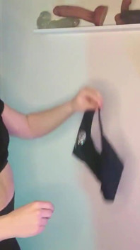 Uvězněn jako sissy striptérka