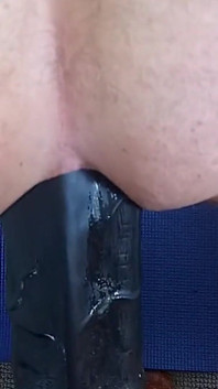 Transvestiten-strip, großer analdildo 7
