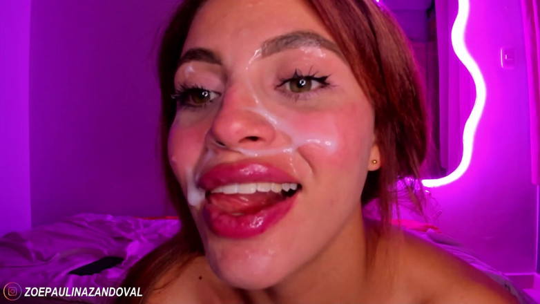 zoepaulina: Si rambut merah mahu menonton filem dengan kawan baiknya dan...