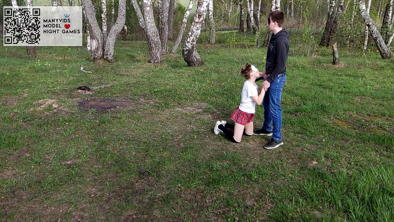 Night Games: Procházka v lese skončila tvrdým sexem