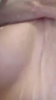 Josysylvie Rubbing Her Pussy in Shower