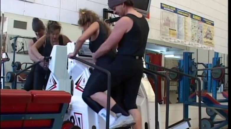 Meet my Pussy: Horny mature at the gym try to seduce her trainer