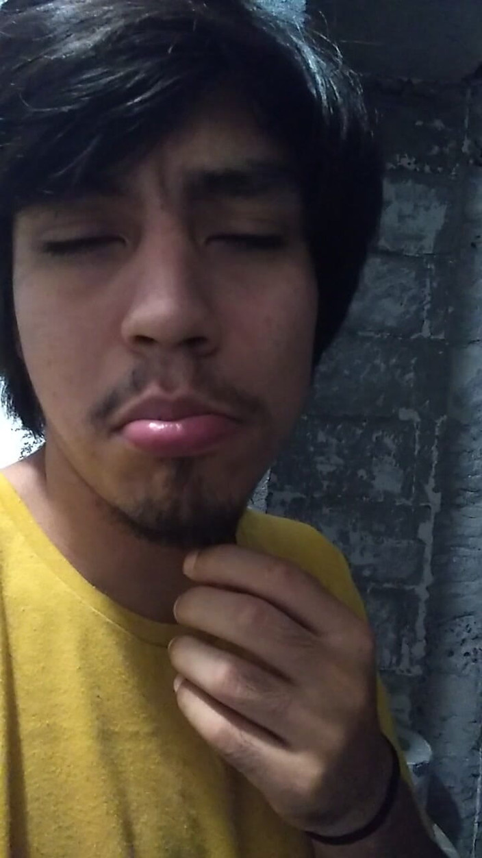 AlexAlejandro13: Je te divertis avec ma bite