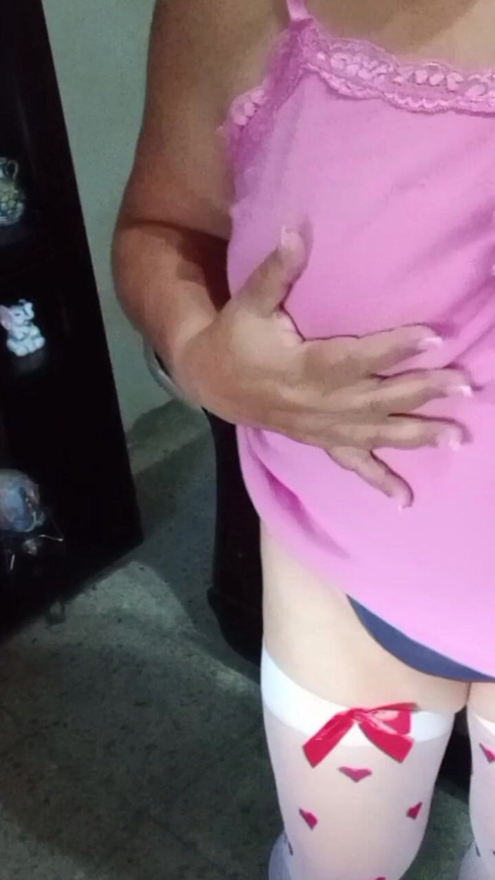 Milfta boohot: Sexy Mature Granny in Stockings and Thread Modeling and Touching...