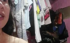 Nào bố, đụ con thật mạnh và trong phòng ngủ