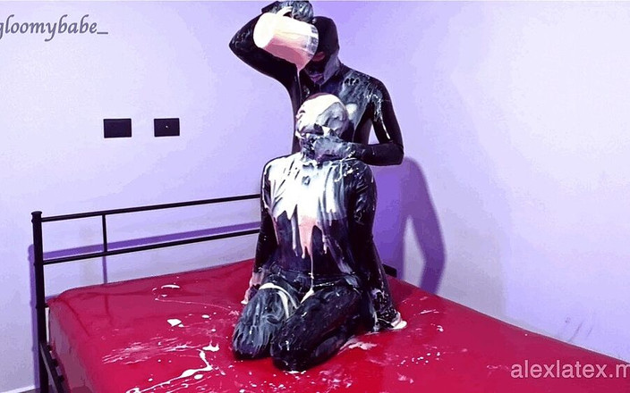 Alex Latex: Plakkerig latexspel, deel 1 - Alex Latex