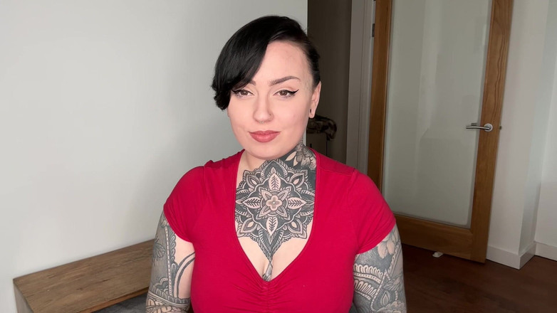 Miss Valentina: Prezerwatywa spust Guzzling Dziwka