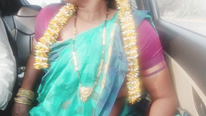 Telugu honey lips: Секс в машині мачухи, брудні розмови на телугу