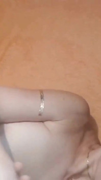 I giochi di sesso di selena in luce retrò