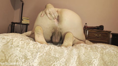 Mr Dimples: Menunjukkan pantat saya selepas ladang pagi Chores!